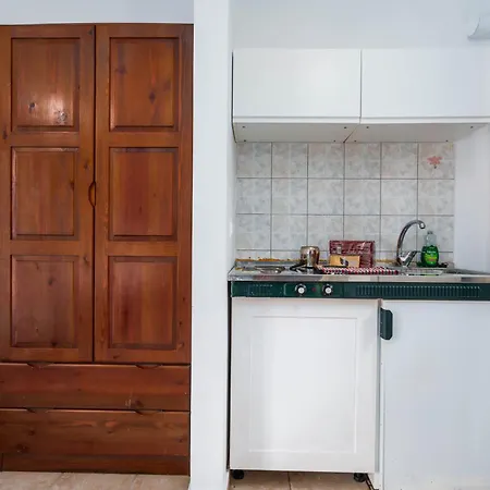 Giannatos' - Makis *