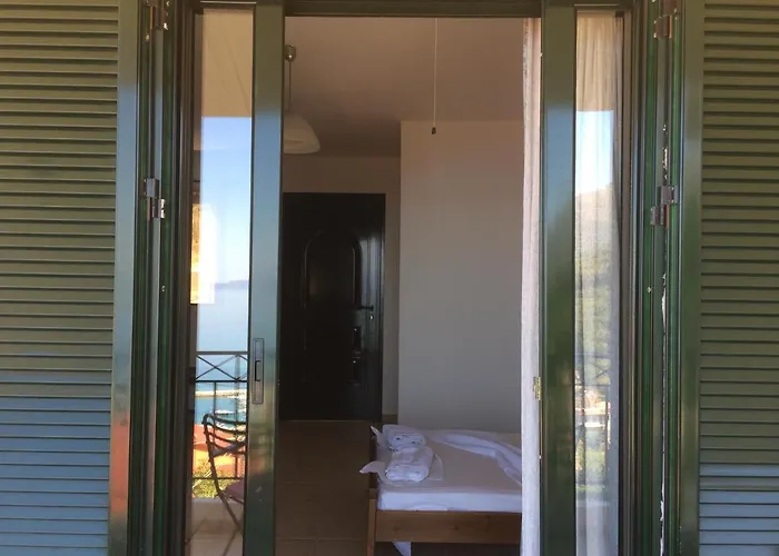 Giannatos' - Makis * Poros (Kefalonia)