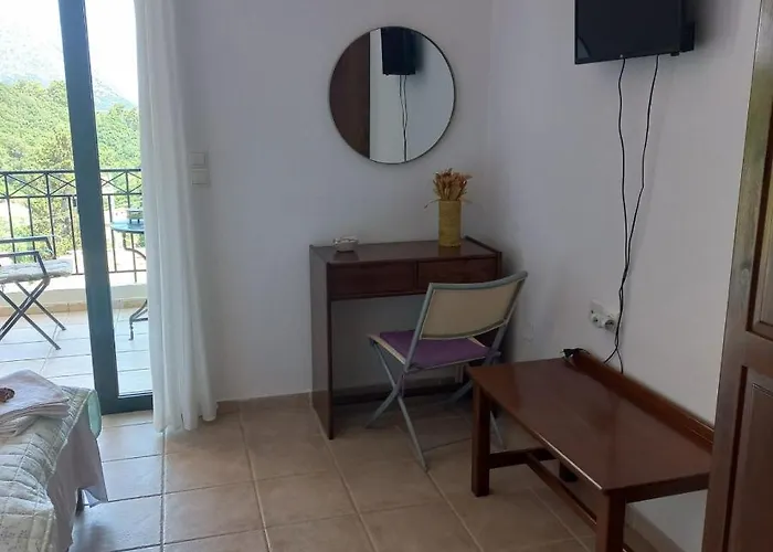 Daire Giannatos' - Makis Poros (Kefalonia)