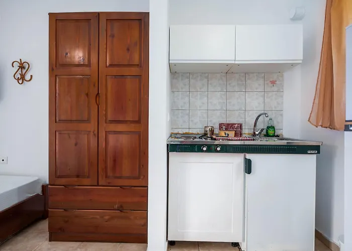 Giannatos' - Makis *