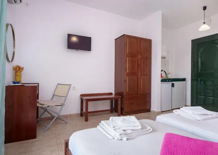 Giannatos' - Makis Daire *