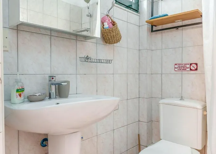 Giannatos' - Makis Daire