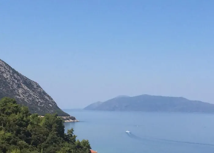 Giannatos' - Makis Daire *